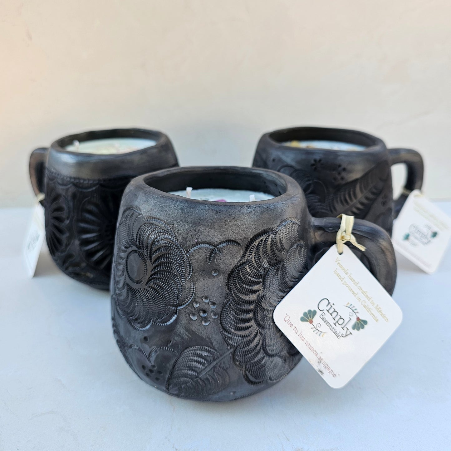 Barro Negro Floral Engraved Mugs
